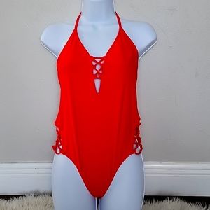 Express plunge one piece swimsuit 🩱